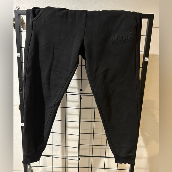 Puma Black Pants - Comfort and Style for Every Occasion - Picture 1 of 5